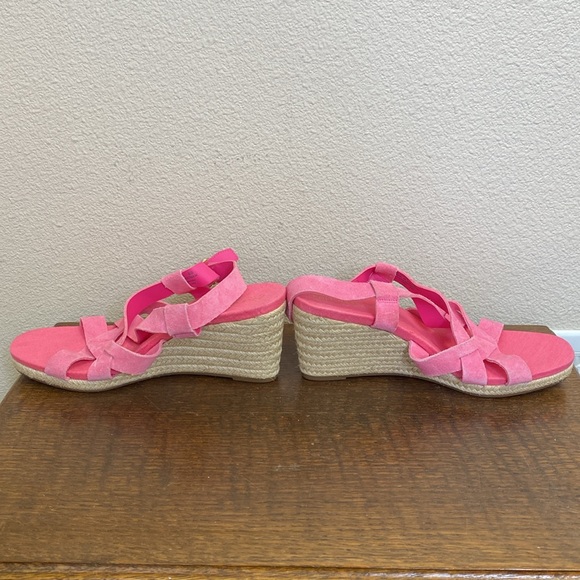 Cole Haan Crystal Wedge Sandals Pink Suede NWOT Size 8 - Picture 4 of 10